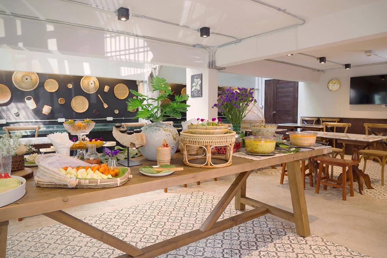 Foodotel Bangkok Buitenkant foto